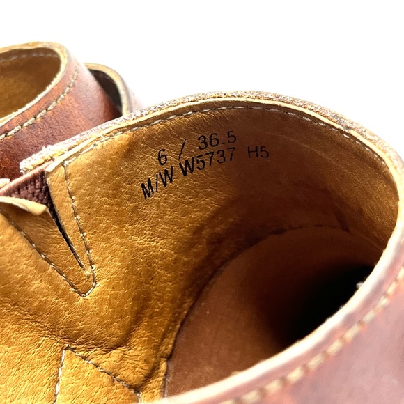 BORN Shoes W5737 Brown Leather Women’s Slip on Shoes. Size 6US Brown Buckle - Picture 6 of 8